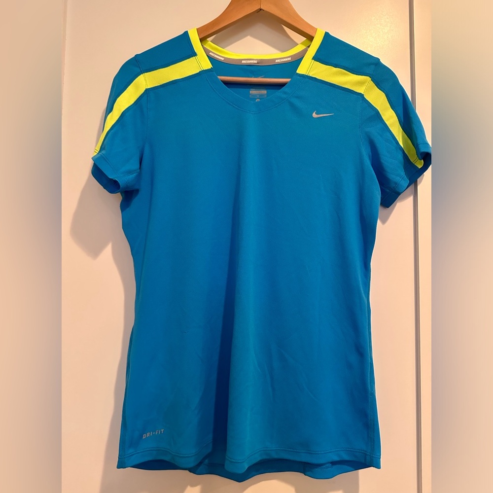 Nike Dri-Fot running top